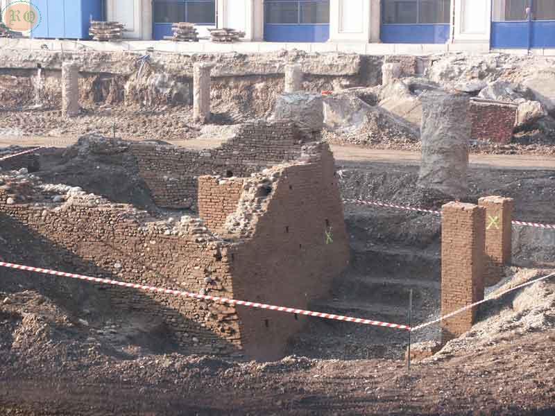 Costruzione
                    centrale2